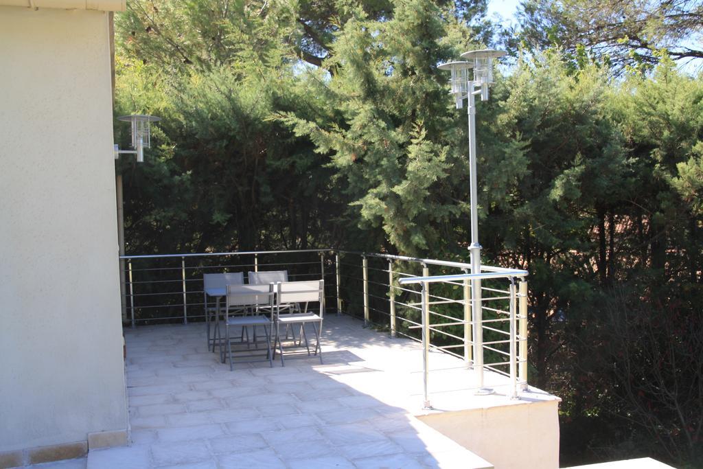Isa&Ric Bed and Breakfast Plan-dʼOrgon Kamer foto