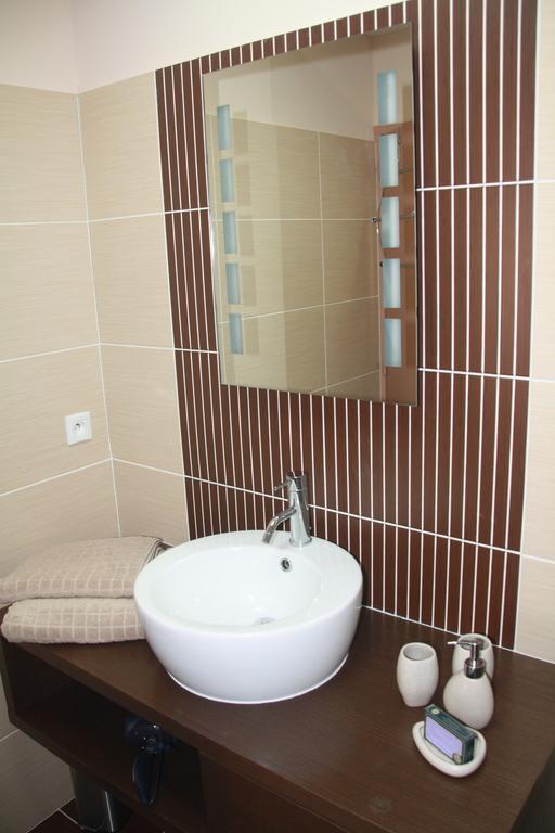 Isa&Ric Bed and Breakfast Plan-dʼOrgon Kamer foto